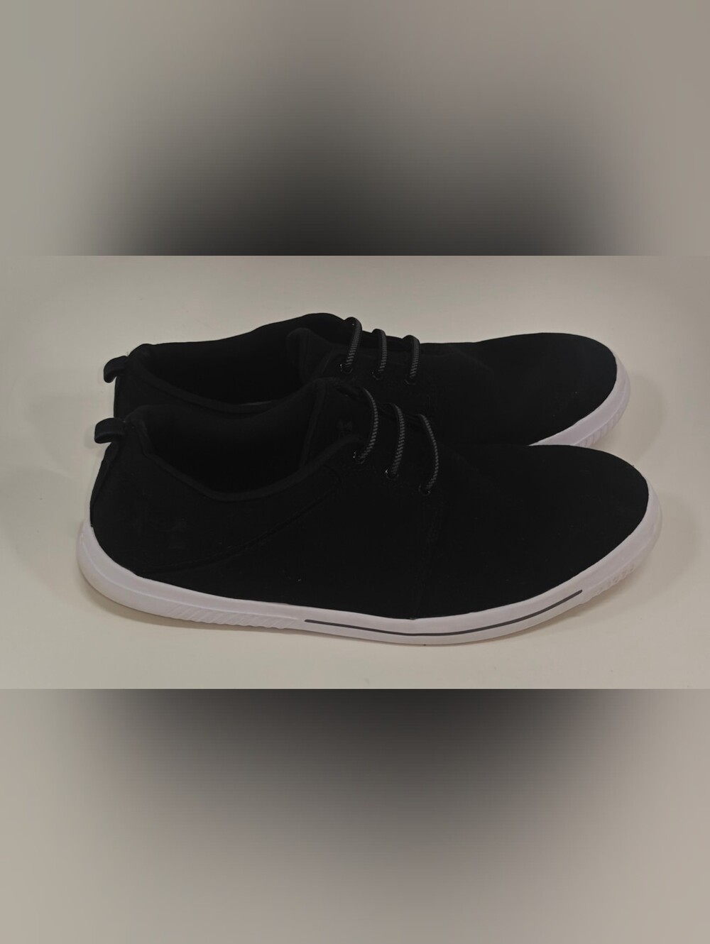 Under Armour UA Street Encounter Mens Shoes Black Slip On Sneakers Size 11